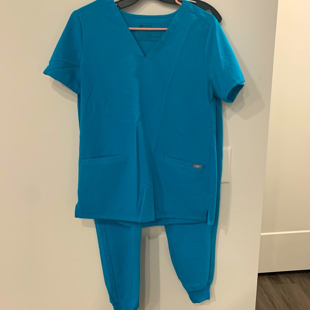 Figs Women's Teal Blue Scrub Set